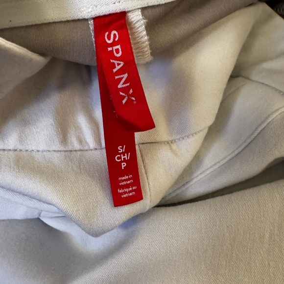 SPANX Women's White Ankle and  cropped Pants - Picture 4 of 5